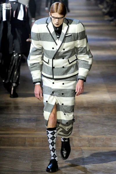 Look 38